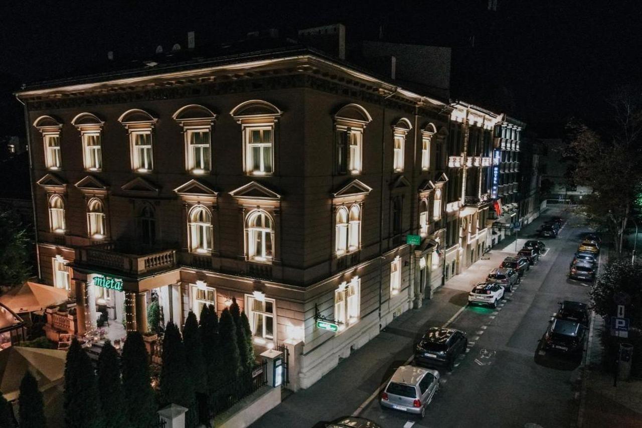 Garden Palace Krakow Luaran gambar